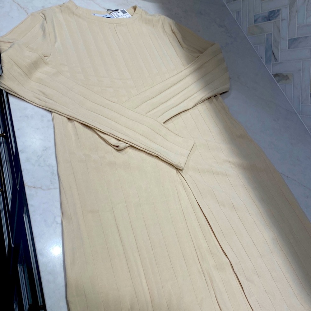MNG Mango Long Sleeve Cream Shirt - Small/Size S